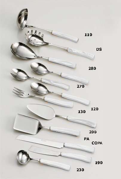 Cuterly flatware 31 via-veneto-portata-bianco_1